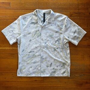 Lululemon Airing Easy Camp Collar Shirt Abstract Ripstop White Medium